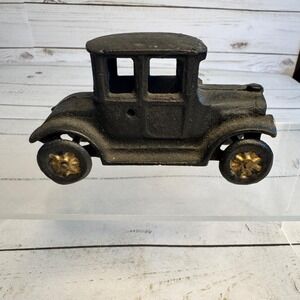 Vintage‎ Cast Iron Toy Coupe Car 4″ W x 2½″ Antique Style with Gold Wheels